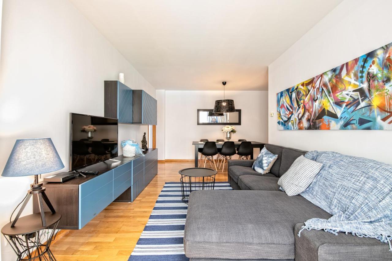 Apartamento lujo& piscina junto Barcelona Centro Ripollet Exterior foto